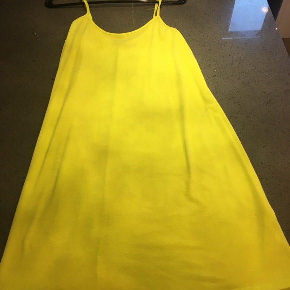Neon yellow shift dress - Picture 2 of 4